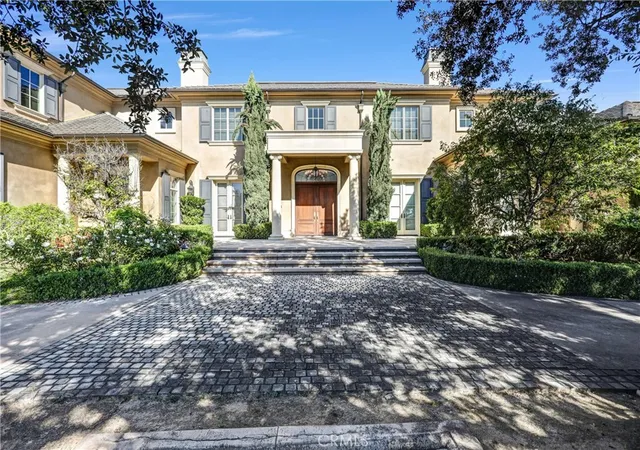 Photo 1 of Mansion for sale at 729 Anoakia, Arcadia, CA 91006 | MLS# AR26113142 | Listing updated on 2026-10-30