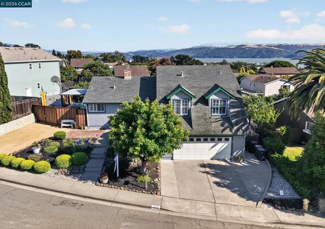 Photo 3 of Sale Pending at 550 Lori Dr, Benicia, CA 94510 | MLS# 41135918 | Listing updated on 2026-07-07