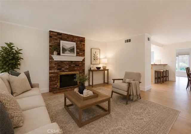 Photo 3 of Single family home for sale at 371 Manila, Long Beach, CA 90814 | MLS# PW26113088 | Listing updated on 2026-06-03