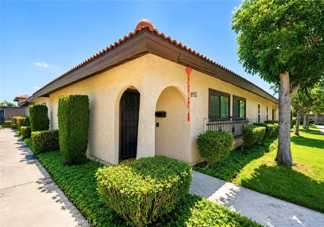 4th image of 8952 Barcelona, Westminster, CA 92683 | MLS# PW26107546