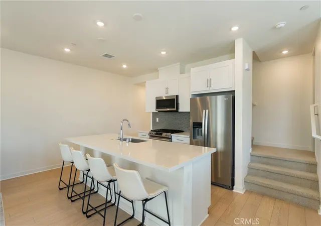 Photo 4 of Condo for sale at 1562 Topeka Ave #1, Placentia, CA 92870 | MLS# OC26113223 | Listing updated on 2026-09-19