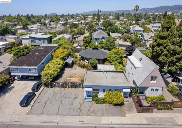 1st image of 1535 Ashby Ave, Berkeley, CA 94703 | MLS# 41135931