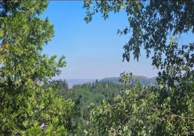 3rd image of 25126 Jewel Dr, Crestline, CA 92325 | MLS# MB26113299