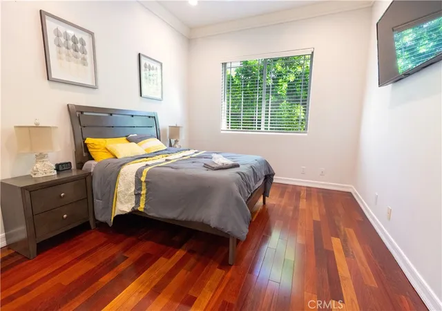 Homes for sale in Sherman Oaks, CA | 5449 Woodman Ave, Sherman Oaks, CA 91401 | MLS# GD26113304