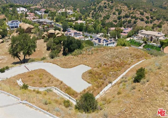Photo 3 of Land for sale at 11629 Poema Pl, Chatsworth, CA 91311 | MLS# 26837495 | Listing updated on 2026-06-02