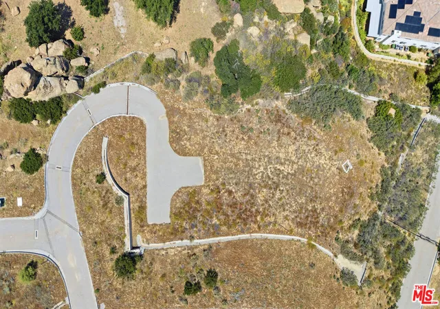 Photo 4 of Land for sale at 11629 Poema Pl, Chatsworth, CA 91311 | MLS# 26837495 | Listing updated on 2026-06-02