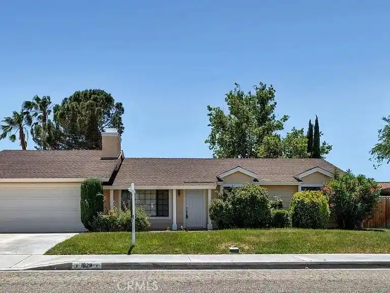 Photo 1 of Single family home for sale at 1628 W Ave K11, Lancaster, CA 93534 | MLS# SW26113318 | Listing updated on 2026-07-21
