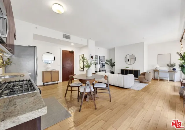 Photo 3 of Condo for sale at 460 S Spring St #1110, Los Angeles, CA 90013 | MLS# 26838371 | Listing updated on 2026-09-26