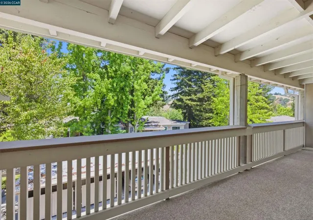 Homes for sale in Walnut Creek, CA | 1400 Ptarmigan Dr #5, Walnut Creek, CA 94595 | MLS# 41135944