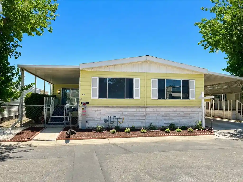 Photo 1 of Sale Pending at 2550 E Ave I #85, Lancaster, CA 93535 | MLS# SR26112764 | Listing updated on 2026-07-24
