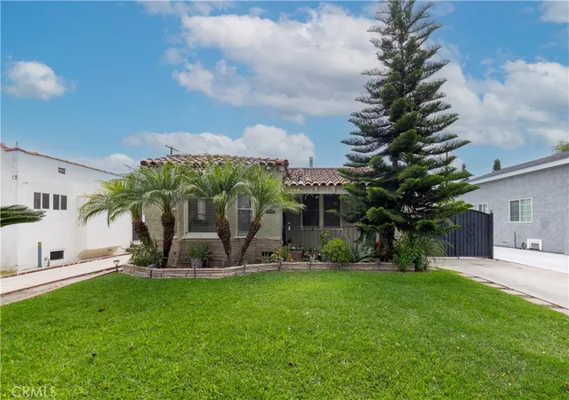 Homes for sale in Huntington Park, CA | 6612 Plaska Ave, Huntington Park, CA 90255 | MLS# DW26113473