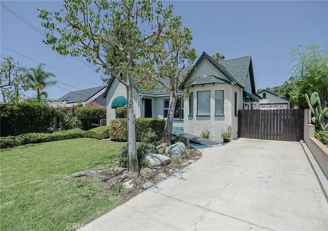 Homes for sale in Whittier, CA | 12417 Rose Dr, Whittier, CA 90601 | MLS# DW26113372