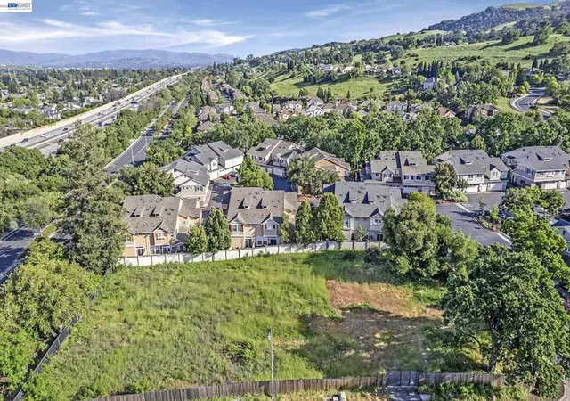 1st image of 19251 San Ramon Valley Bl, San Ramon, CA 94583 | MLS# 41135949