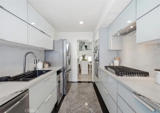 4th image of 7301 Vista Del Mar #B107, Playa Del Rey, CA 90293 | MLS# SB26109264