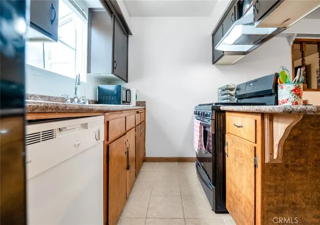 Homes for sale in Visalia, CA | 1818 W Buena Vista, Visalia, CA 93291 | MLS# PI26113597