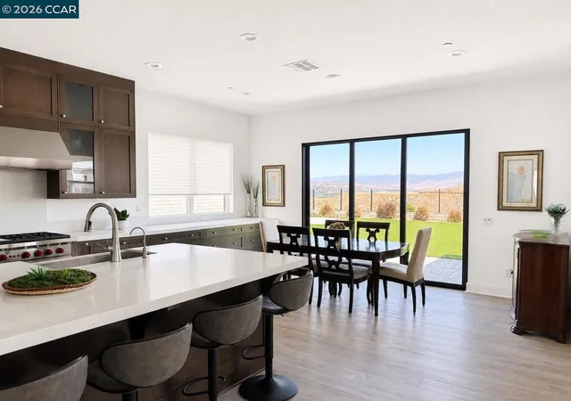 Photo 4 of Single family home for sale at 27151 Backdrop Ln, Valencia, CA 91381 | MLS# 41135959 | Listing updated on 2026-06-22