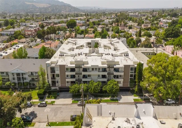 Homes for sale in Glendale, CA | 1305 N Columbus Avenue, Glendale, CA 91202 | Houzeo