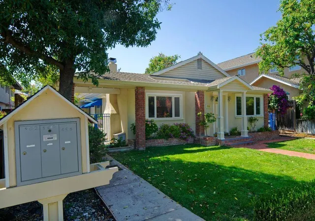 Homes for sale in Los Altos, CA | 558 Lassen St, Los Altos, CA 94022 | MLS# ML82048519