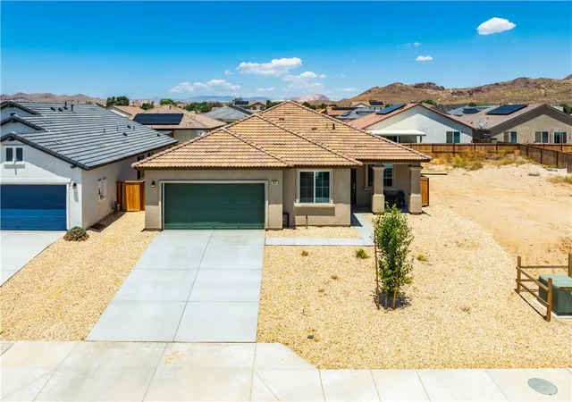 2nd image of 3625 Santa Ynez Ct, Rosamond, CA 93560 | MLS# SR26111734