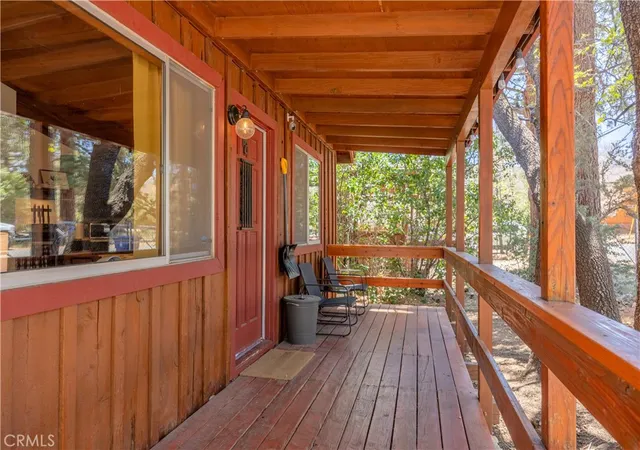 Homes for sale in Sugarloaf, CA | 451 Cedar Ln, Sugarloaf, CA 92386 | MLS# IG26105210
