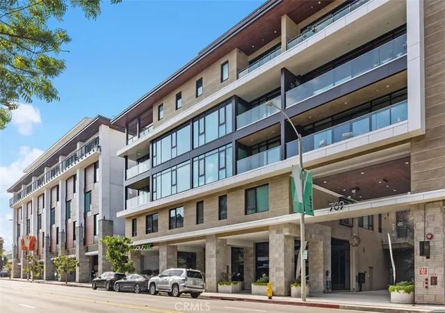 3rd image of 709 E Walnut St #315, Pasadena, CA 91101 | MLS# OC26105807
