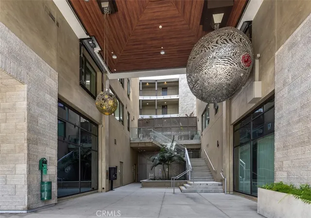 4th image of 709 E Walnut St #315, Pasadena, CA 91101 | MLS# OC26105807