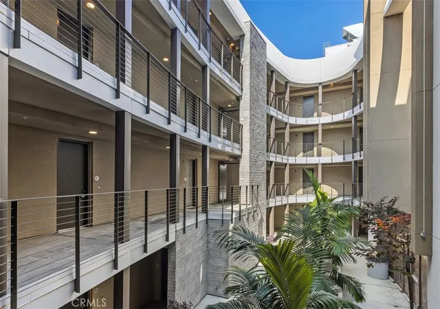 5th image of 709 E Walnut St #315, Pasadena, CA 91101 | MLS# OC26105807