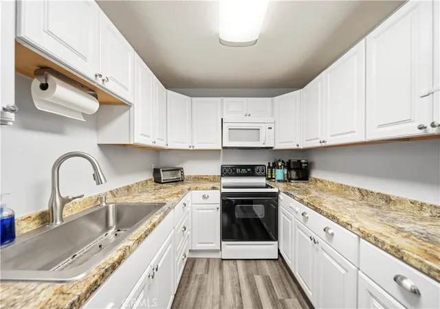 Homes for sale in Simi Valley, CA | 3431 Highwood Ct #136, Simi Valley, CA 93063 | MLS# SR26108305