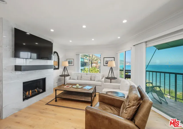 Homes for sale in Malibu, CA | 26666 Seagull Wy #C212, Malibu, CA 90265 | MLS# 26837559