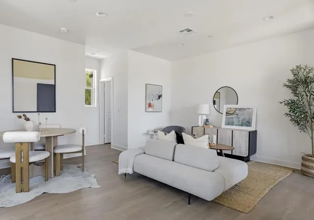 4th image of 304 Ishaan Lane, San Marcos, CA 92069 | MLS# 260012682SD