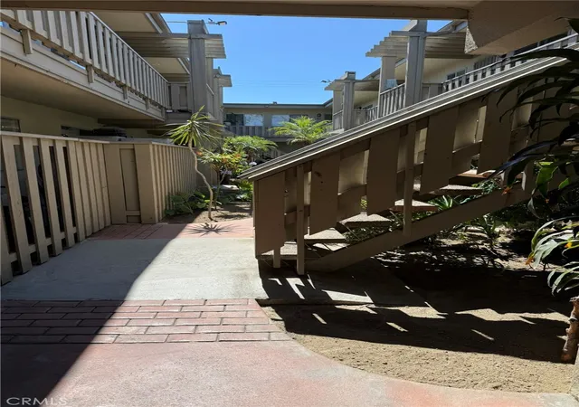 Homes for sale in Long Beach, CA | 3365 Santa Fe Avenue, Long Beach, CA 90810 | Houzeo