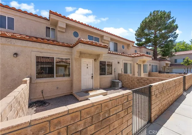 37th image of 43441 30th St W #3, Lancaster, CA 93536 | MLS# SR26112088