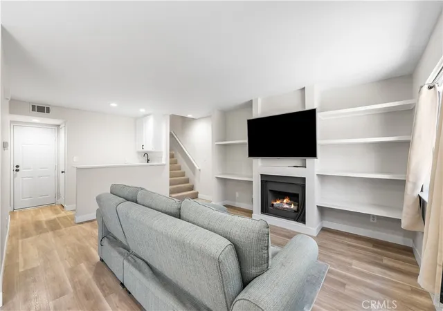 5th image of 43441 30Th St W #3, Lancaster, CA 93536 | MLS# SR26112088