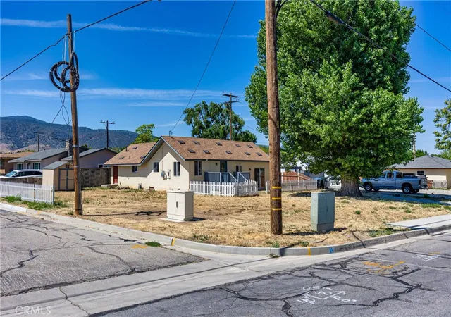 Homes for sale in Tehachapi, CA | 302 W C, Tehachapi, CA 93561 | MLS# PI26113759
