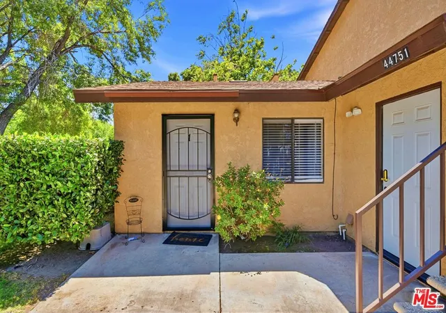 Photo 4 of Sale Pending at 44751 Fern Ave, Lancaster, CA 93534 | MLS# 26838667 | Listing updated on 2026-09-01