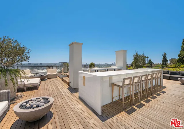 5th image of 1317 Londonderry Pl, Los Angeles, CA 90069 | MLS# 26838673