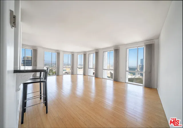 1st image of 800 W 1st St #2203, Los Angeles, CA 90012 | MLS# 26838743