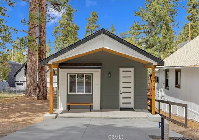 Homes for sale in Big Bear Lake, CA | 40166 Esterly, Big Bear Lake, CA 92315 | MLS# HD26112116