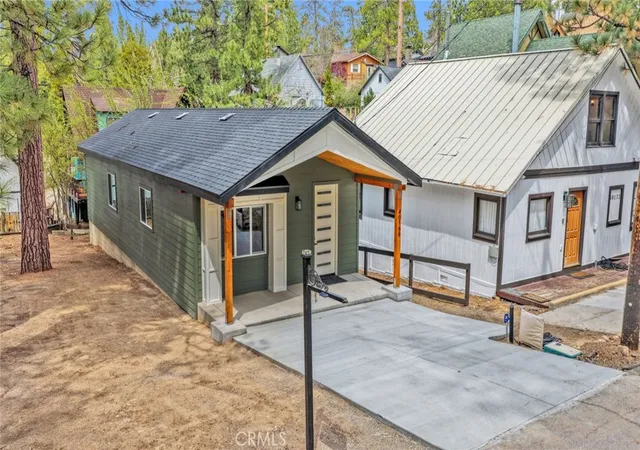Homes for sale in Big Bear Lake, CA | 40166 Esterly, Big Bear Lake, CA 92315 | MLS# HD26112116