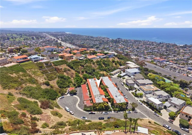 3rd image of 214 Via Robina, San Clemente, CA 92672