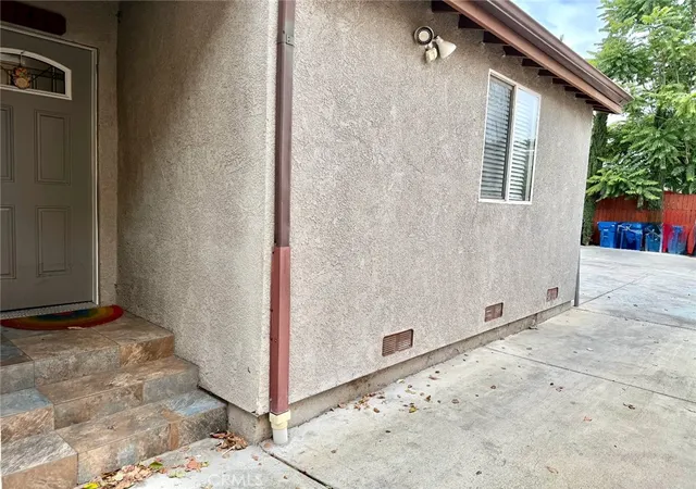4th image of 145 E 36Th, Los Angeles, CA 90011 | MLS# DW26113948