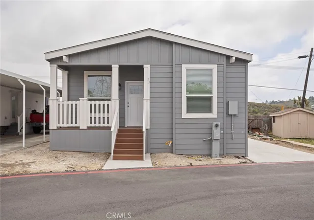 Photo 3 of Manufactured home for sale at 3030 Oceanside Blvd #73, Oceanside, CA 92054 | MLS# CV26113968 | Listing updated on 2026-09-12