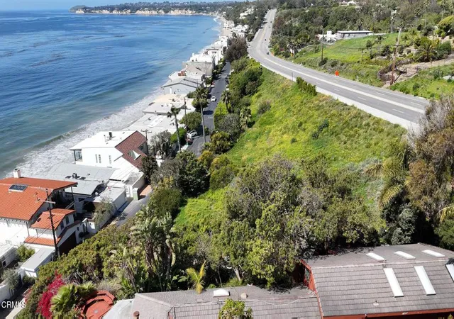 Homes for sale in Malibu, CA | 0 Malibu Cove Colony Dr, Malibu, CA 90265 | MLS# V1-36619