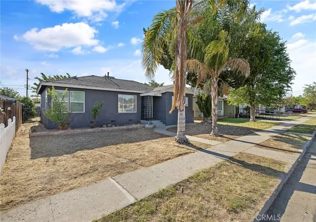 Homes for sale in Coalinga, CA | 217 N Lincoln St, Coalinga, CA 93210 | MLS# FR26112539