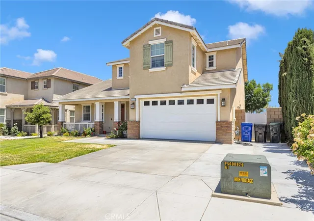 Photo 3 of Single family home for sale at 13059 Heywood St, Victorville, CA 92392 | MLS# HD26113822 | Listing updated on 2026-09-17