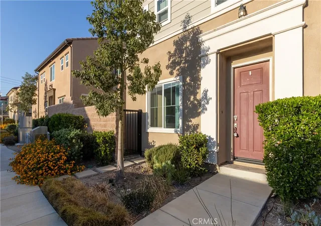 Photo 2 of Condo for sale at 5599 Merano Way, Fontana, CA 92336 | MLS# CV26114078 | Listing updated on 2026-10-03