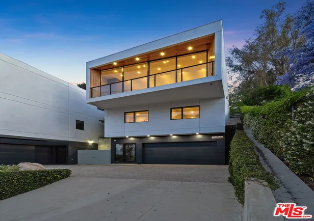 2nd image of 2412 Riverside Dr, Los Angeles, CA 90039 | MLS# 26827487