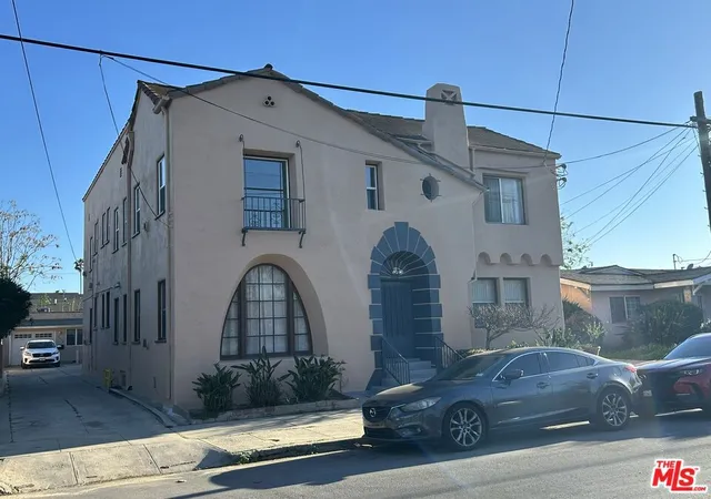 Homes for sale in Los Angeles, CA | 1506 W 36Th St, Los Angeles, CA 90018 | MLS# 26838933