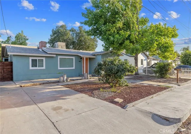 Homes for sale in Visalia, CA | 1019 E Laurel Ave, Visalia, CA 93292 | MLS# FR26112635