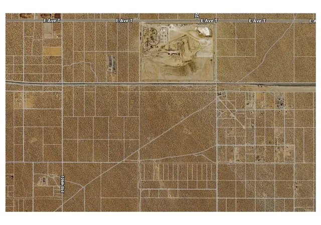 4th image of 13131 Avenue T 8, Pearblossom, CA 93553 | MLS# SR26108467